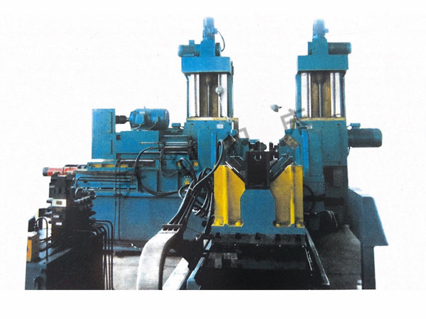 活塞杆镗铣组合机床